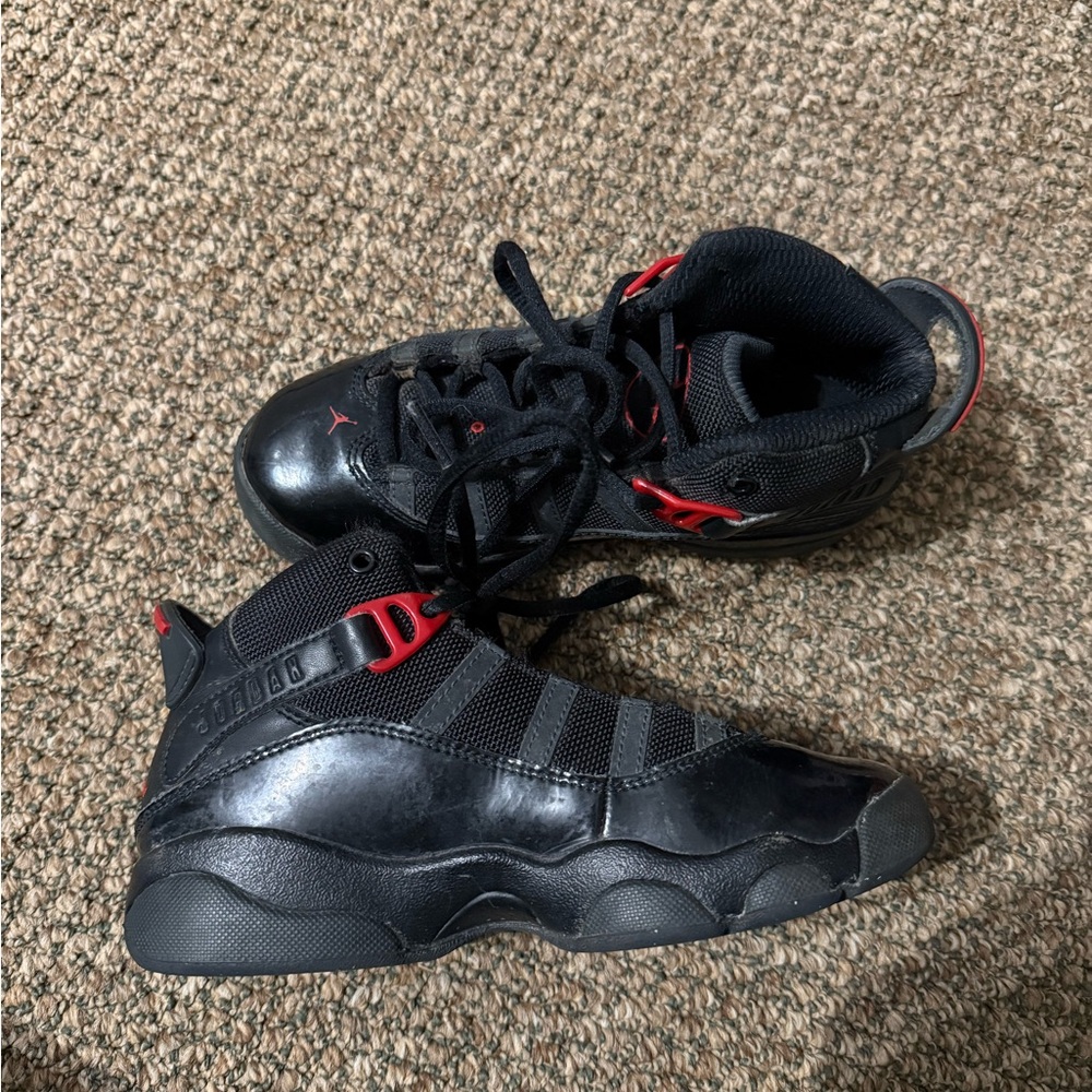 Boys Jordan tennis shoes